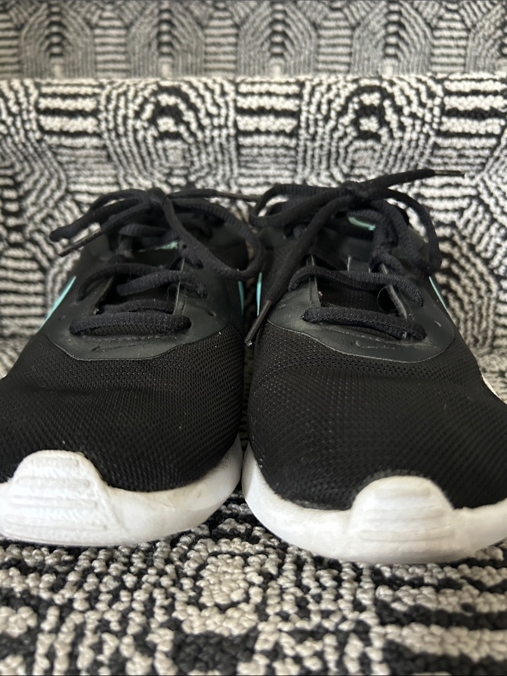 Nike Air Black Sneakers - Picture 4 of 8
